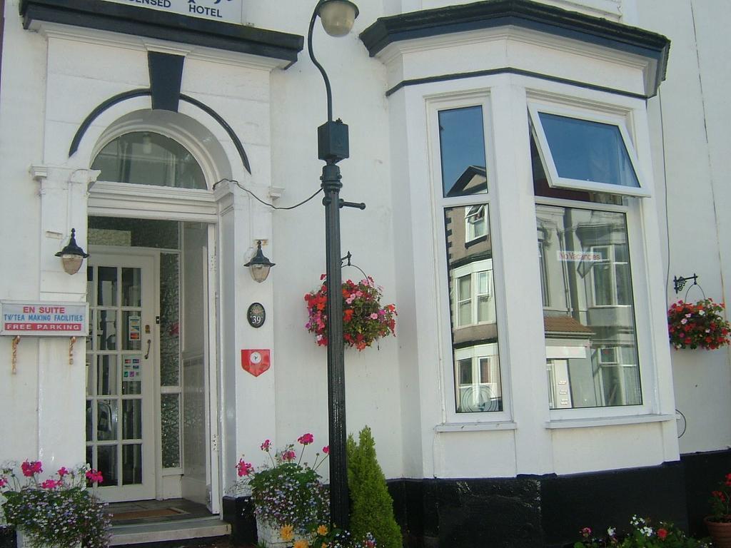 Adelphi Guest House Southport Ngoại thất bức ảnh